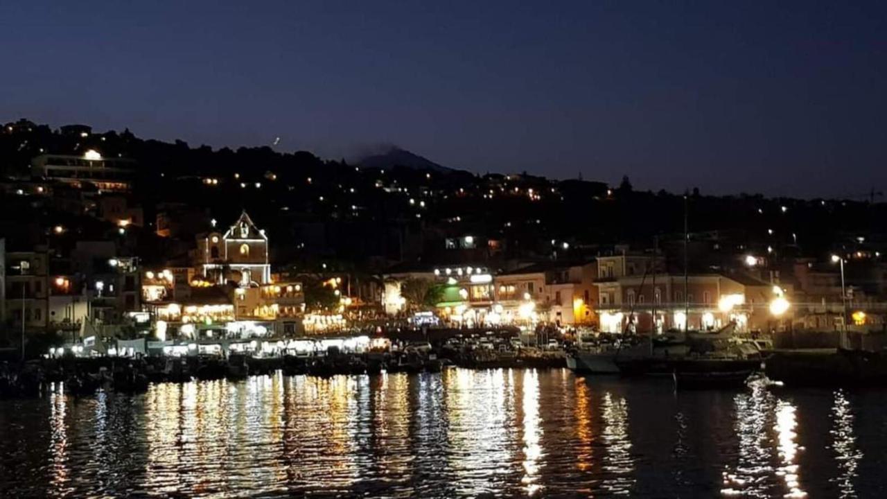 Corallo Holiday House Acitrezza Aci Trezza Exterior foto